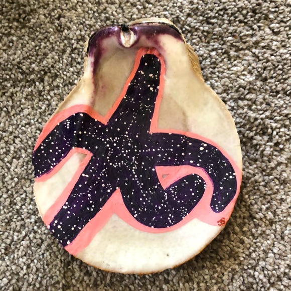 Other - Hand-painted Seastar on Scallop Shell